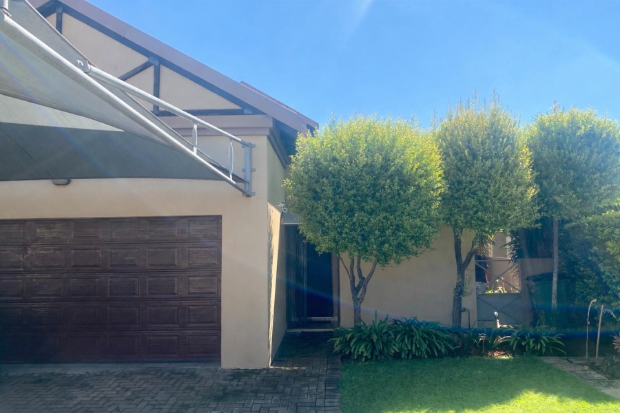 3 Bedroom Property for Sale in Waterval East North West